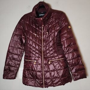 Bernardo Vegan Primaloft Quilted Maroon Jacket Smocked Sides Women's Size Large